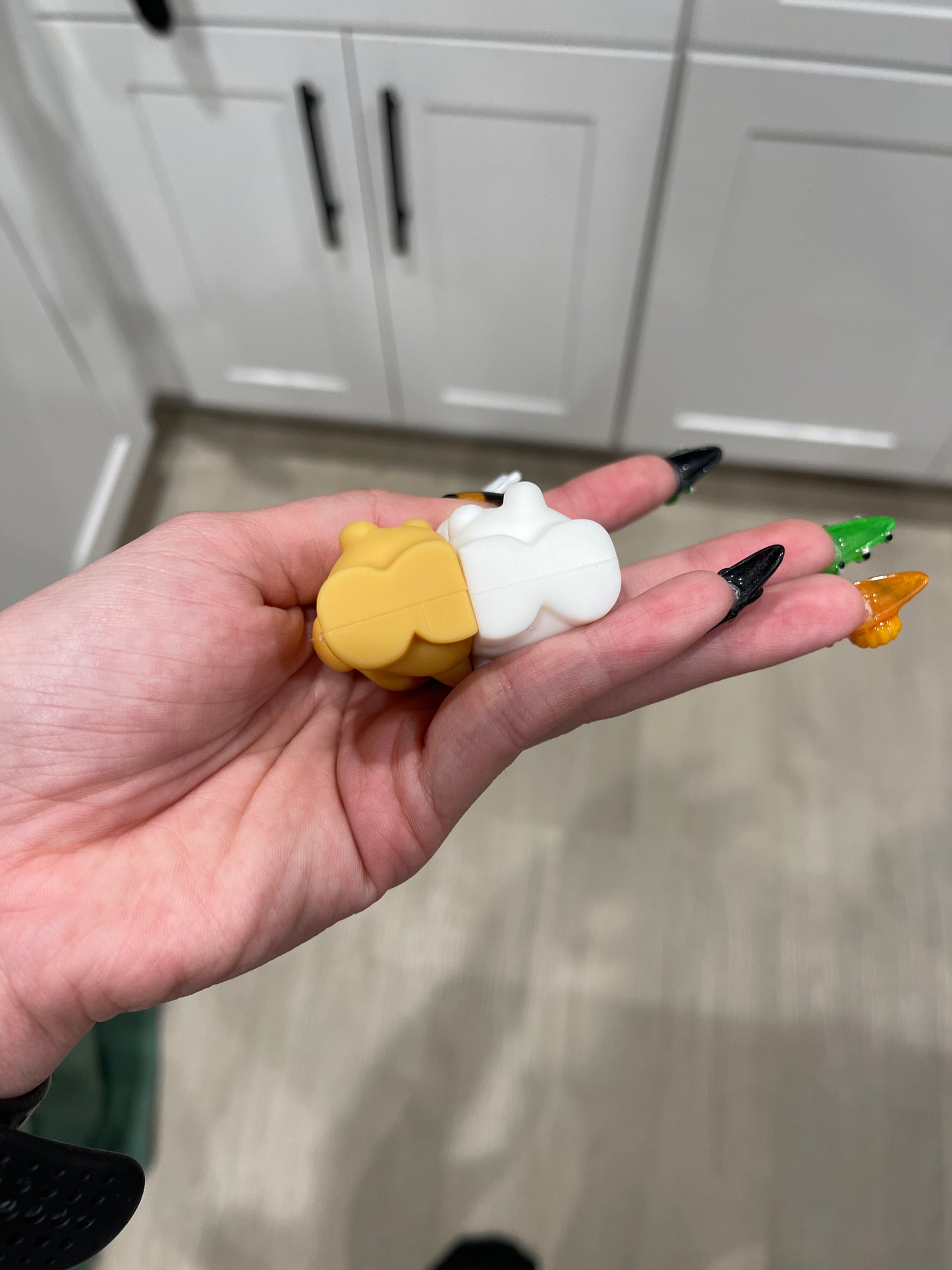 Magnetic White Dog and Golden Retriever Brown Bear and White Bear Matching Keychains