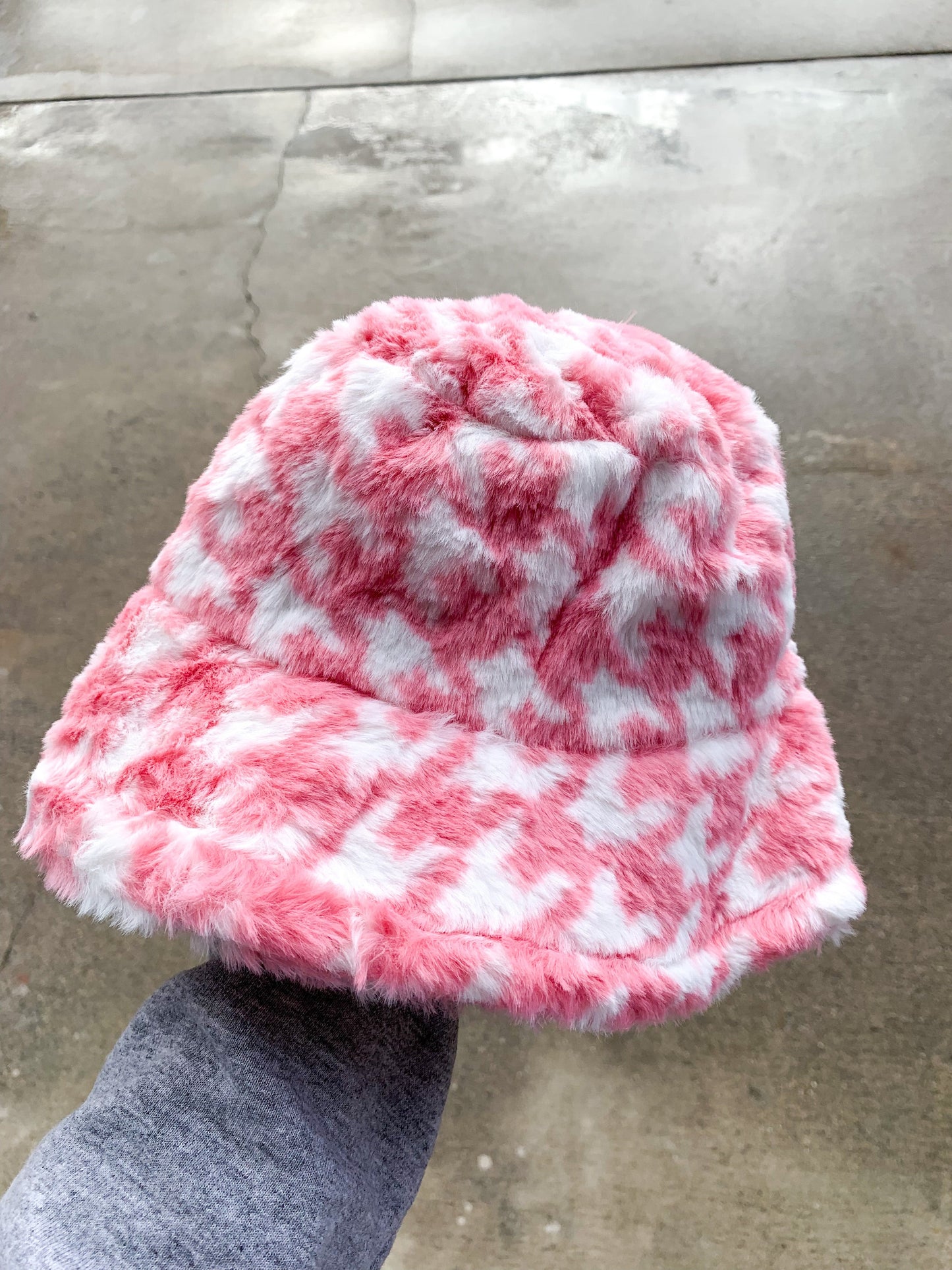 Fluffy Pink and White Patterned Print Bucket Hat