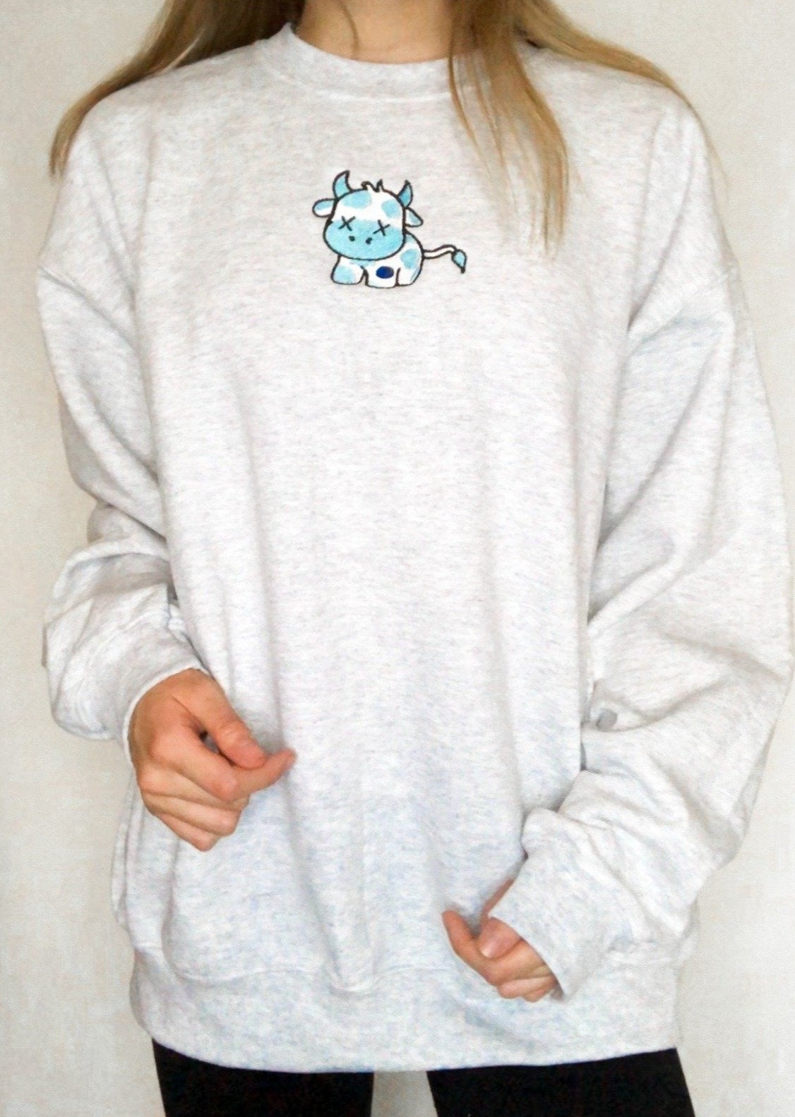 Blueberry Cow Embroidered Sweatshirt